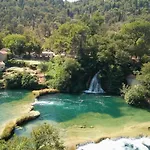 Sladakovic * Kistanje