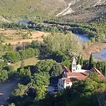 Sladakovic