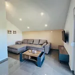 Sladakovic Apartman *