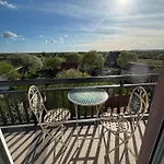 Sladakovic Apartman *