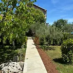 Sladakovic Appartement Kistanje