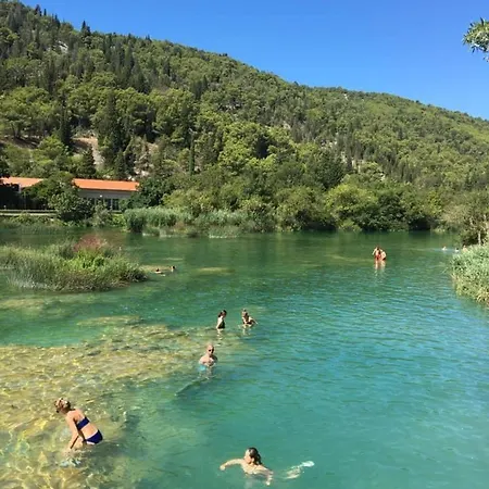 Sladakovic Apartament