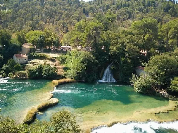 Sladakovic * Kistanje