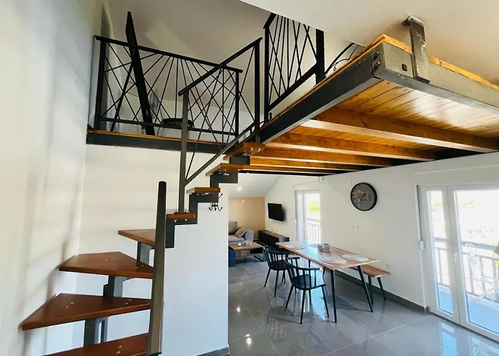 Sladakovic * Kistanje