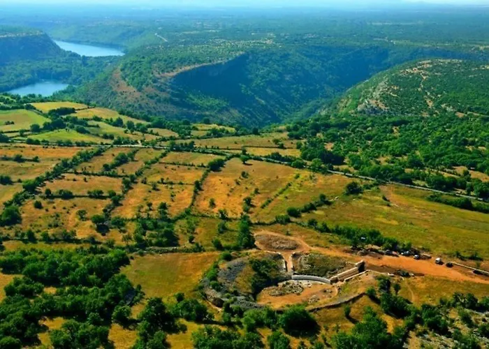 Sladakovic דירה Kistanje